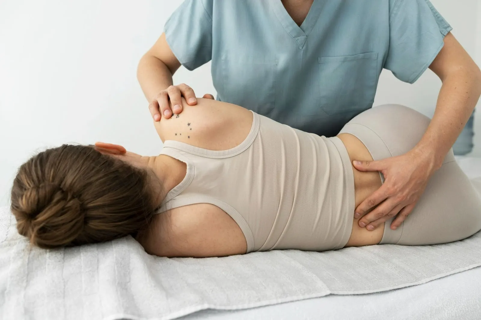 Back Pain at Work: Ergonomic Tips for a Pain-Free Office