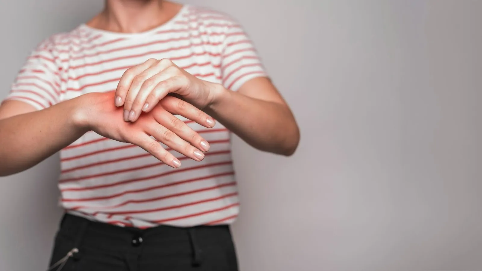 Can’t Shake That Arm Pain? A Chiropractor Might Be the Answer
