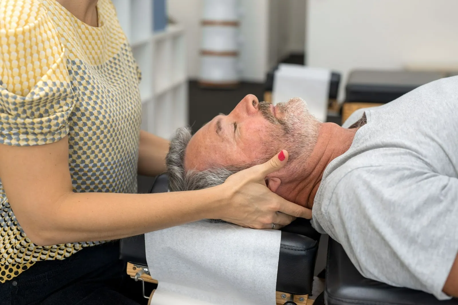 Migraines and Neck Pain: Finding Relief through Chiropractic Care