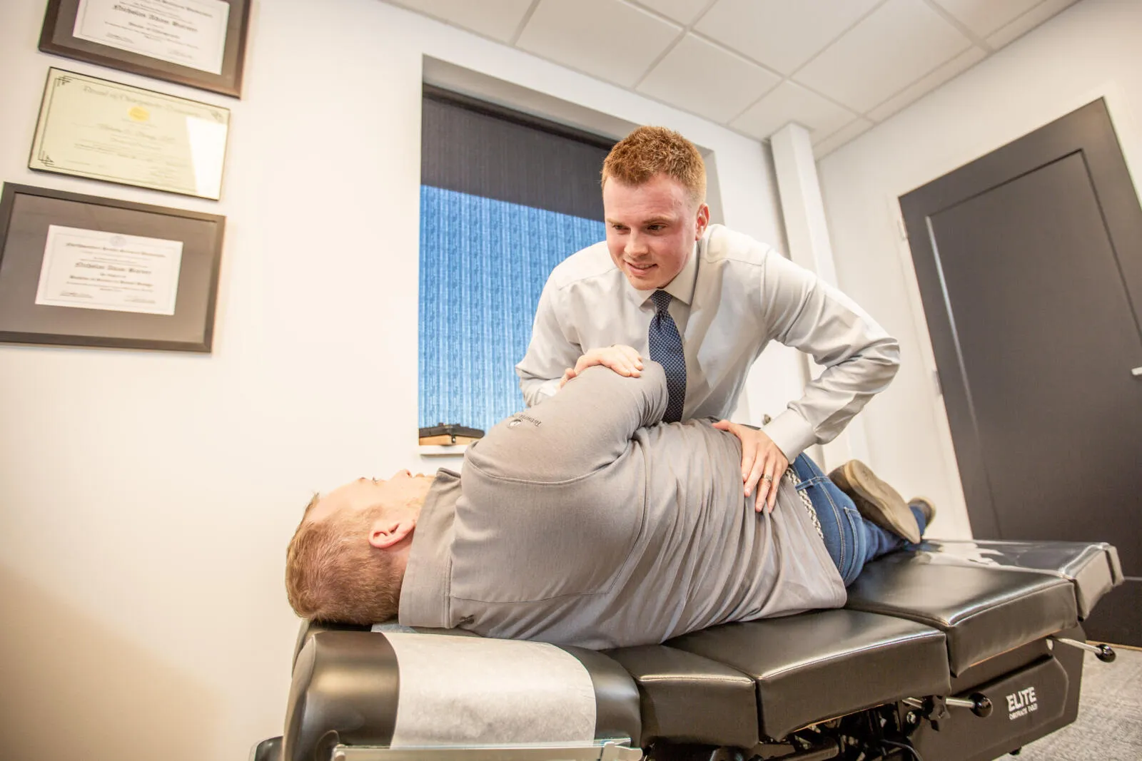 What Causes a Pinched Nerve & How Chiropractic Can Help